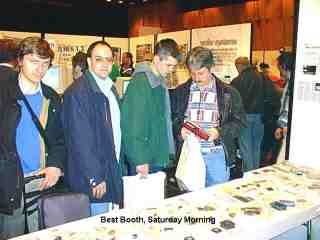 Buyers at best booth.jpg.jpg (8395 bytes)